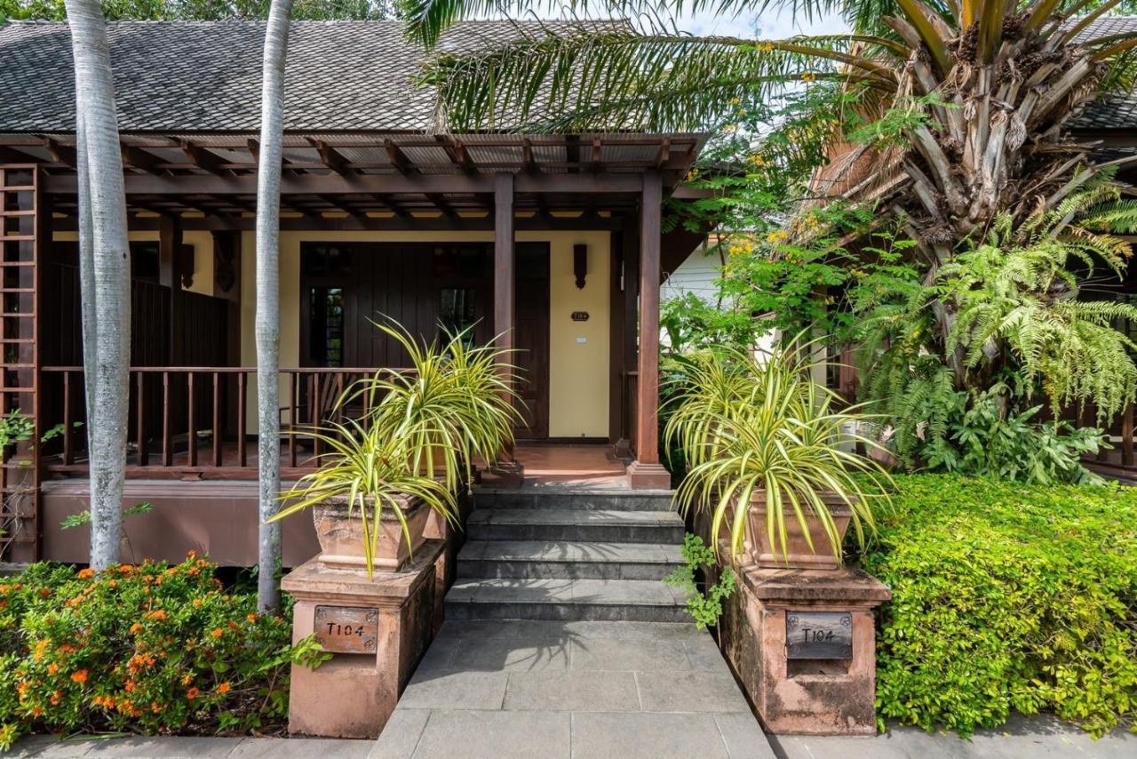 Botany Beach Resort Pattaya Na Chom Thian Exterior photo