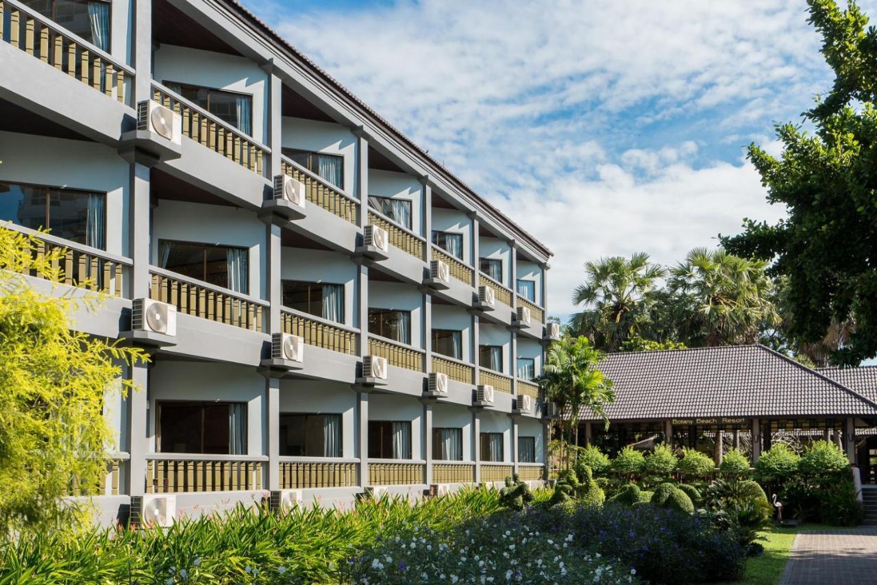 Botany Beach Resort Pattaya Na Chom Thian Exterior photo