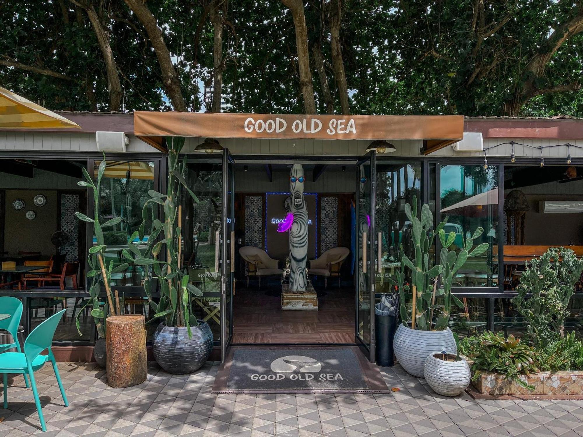 Botany Beach Resort Pattaya Na Chom Thian Exterior photo